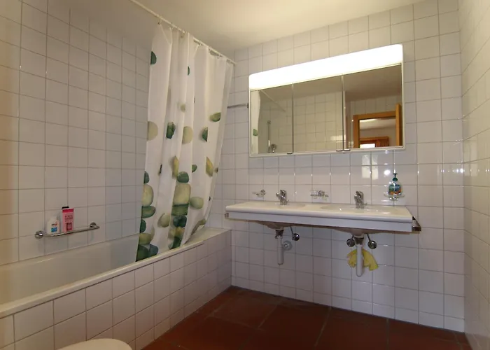 Haus Gaut Langwies By 아파트 아로사