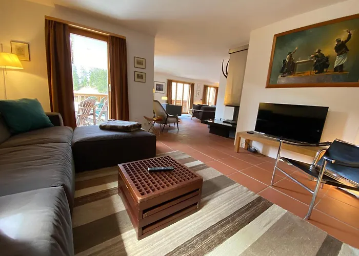 Haus Gaut Langwies By 아파트 아로사