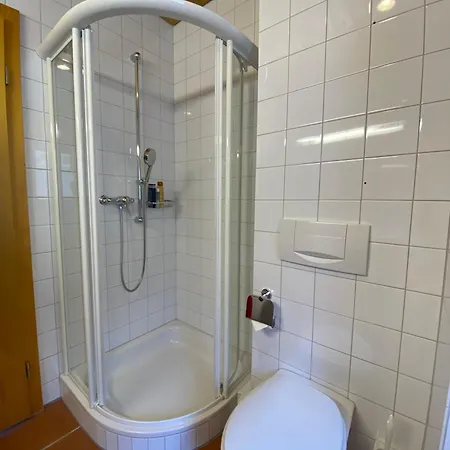 Haus Gaut Langwies By Apartman *